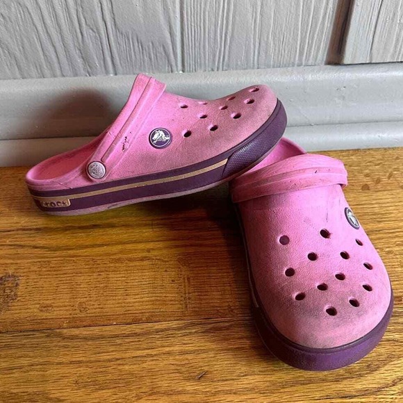 Crocs Clogs Sandals Kids Size 12/13 Pink Summer Beach See Details - Picture 1 of 9